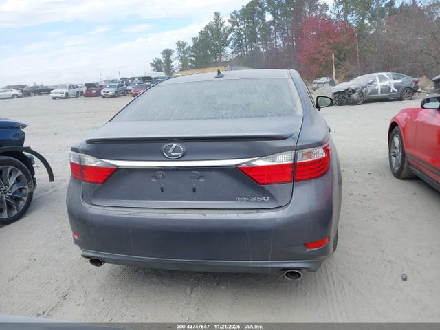 43747647 :رقم المزاد ، JTHBK1GG6D2036408 vin ، 2013 Lexus Es 350 مزاد بيع