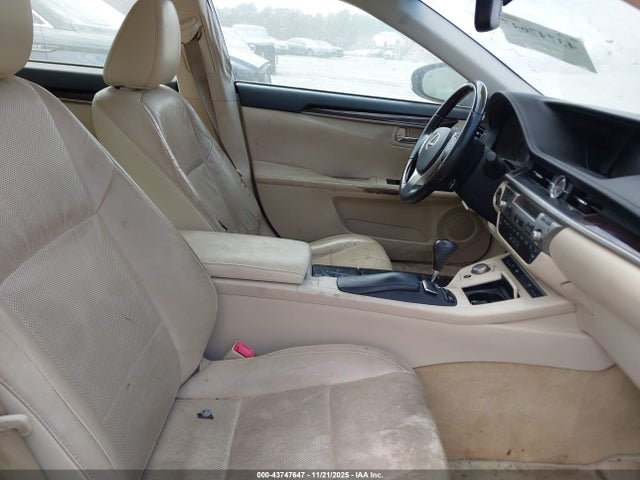 43747647 :رقم المزاد ، JTHBK1GG6D2036408 vin ، 2013 Lexus Es 350 مزاد بيع