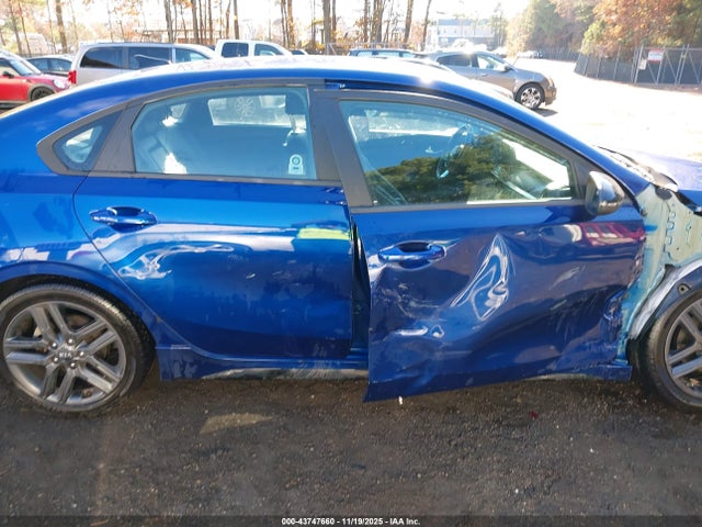 Продаж на аукціоні авто 2021 Kia Forte Gt-line, vin: 3KPF34AD0ME356987, номер лоту: 43747660