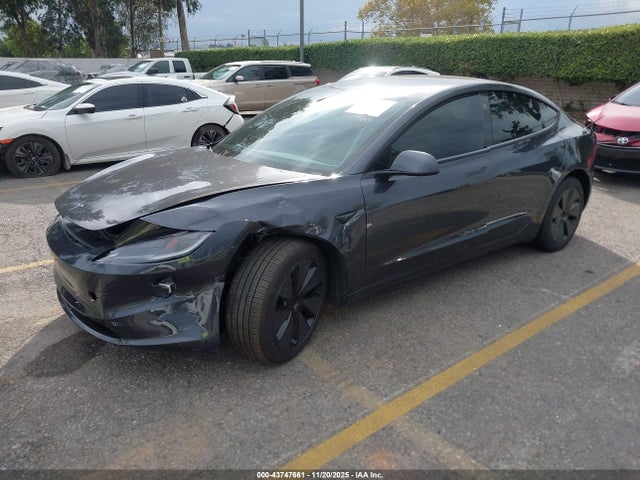 2025 TESLA MODEL 3 5YJ3E1EA6SF972339 Photo 1