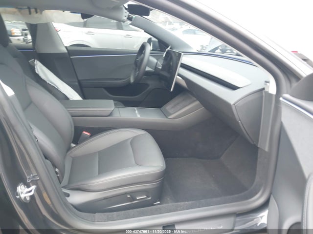 2025 TESLA MODEL 3 5YJ3E1EA6SF972339 Photo 4