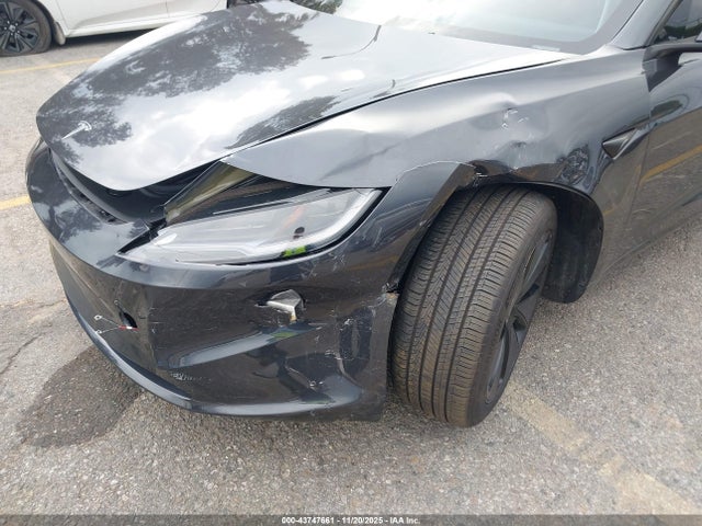 2025 TESLA MODEL 3 5YJ3E1EA6SF972339 Photo 5