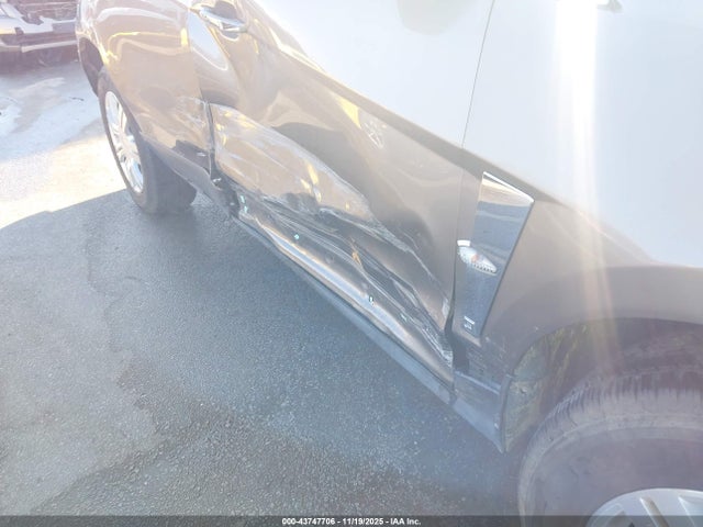 2012 CADILLAC SRX 3GYFNDE33CS624551 Photo 5