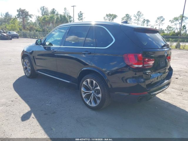 2016 BMW X5 5UXKR0C5XG0S93596 Photo 2