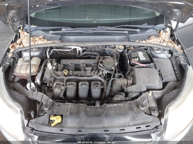 43747779 :رقم المزاد ، 1FAHP3H23CL357204 vin ، 2012 Ford Focus Sel مزاد بيع