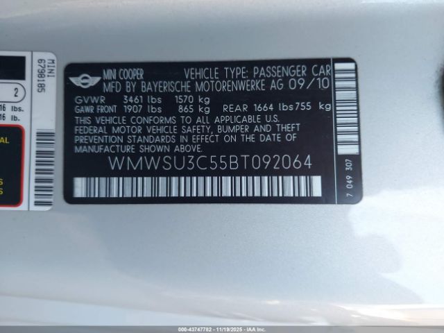 2011 MINI COOPER WMWSU3C55BT092064 Photo 8