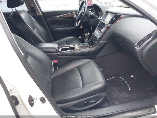 Продажа на аукционе авто 2019 Infiniti Q50 3.0t Luxe, vin: JN1EV7AP1KM515406, номер лота: 43747849