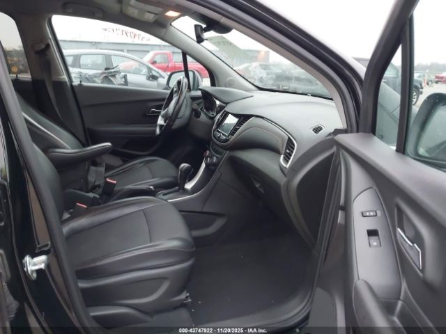2017 CHEVROLET TRAX 3GNCJLSB9HL288195 Photo 4