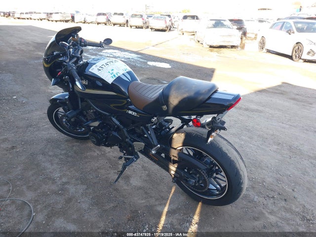 2022 KAWASAKI ZR900 JKAZR2E15NA010223 Photo 2