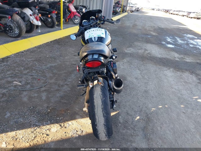 2022 KAWASAKI ZR900 JKAZR2E15NA010223 Photo 5