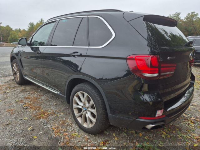 2016 BMW X5 5UXKT0C5XG0S75536 Photo 2