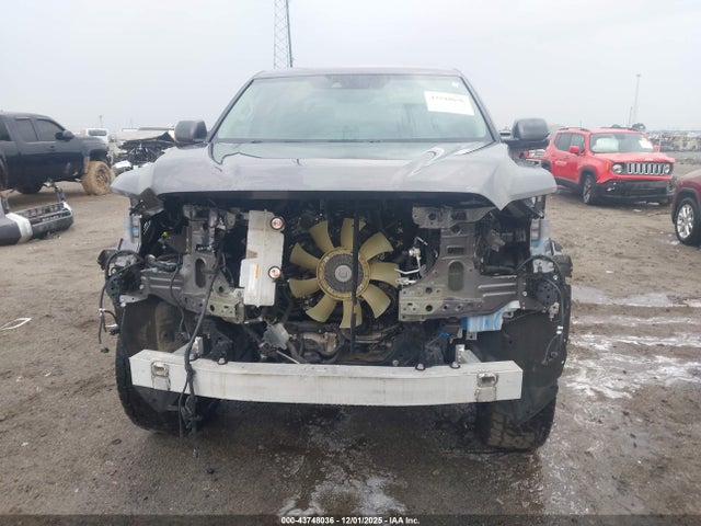 Aukcja sprzedaży 2024 Toyota Tundra Limited, vin: 5TFJA5DB1RX219466, numer aukcji: 43748036