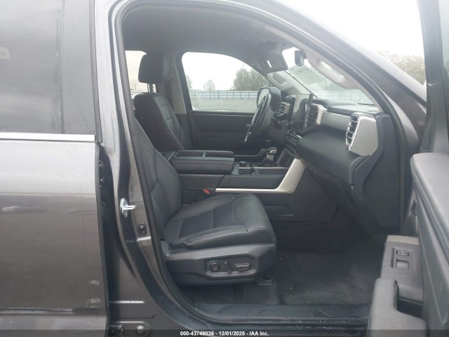 2024 TOYOTA TUNDRA 5TFJA5DB1RX219466 Photo 4