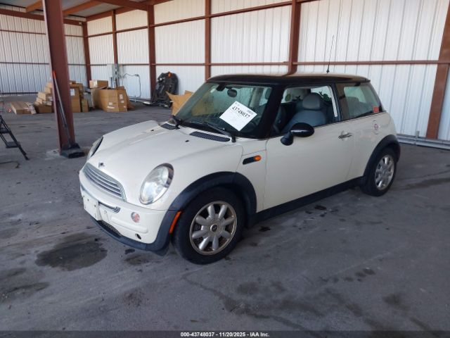 2004 MINI COOPER WMWRC33454TJ53215 Photo 1