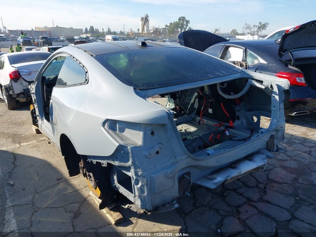 BMW M4 Competition 2024 WBS33AZ05RCN73073 Image 3