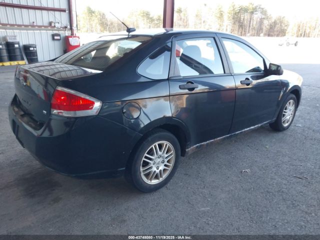 2010 FORD FOCUS 1FAHP3FN8AW285084 Photo 3
