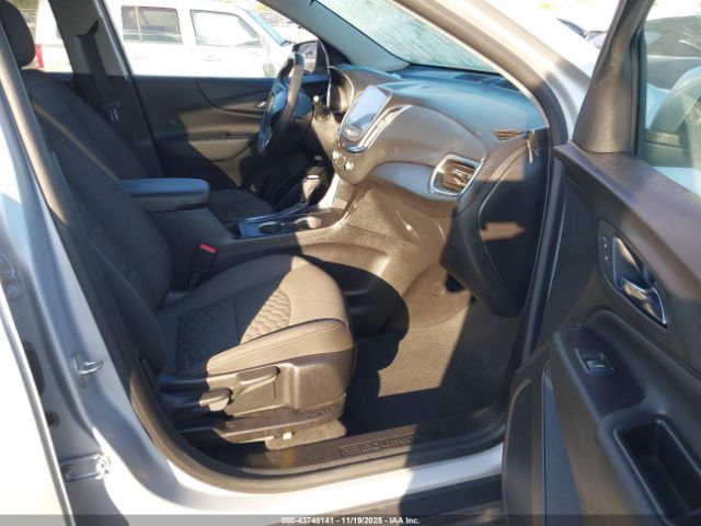 2019 CHEVROLET EQUINOX 2GNAXUEVXK6183663 Photo 4