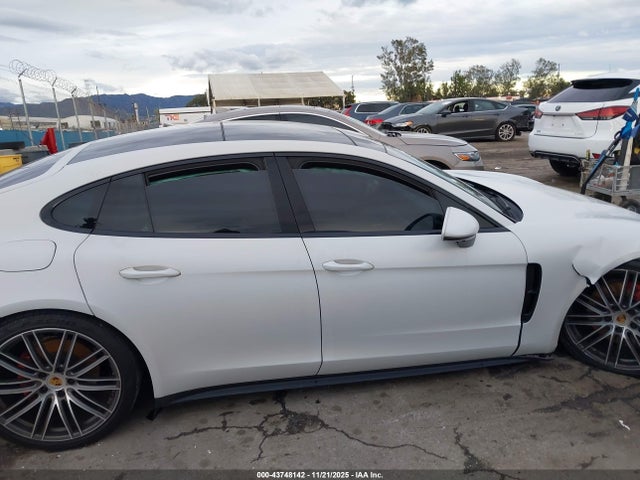 WP0AB2A75JL136839 Porsche Panamera 4s