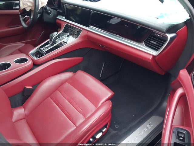 2018 PORSCHE PANAMERA WP0AB2A75JL136839 Photo 4