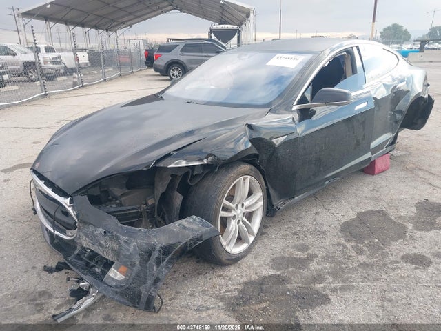 2015 TESLA MODEL S 5YJSA1E29FF116703 Photo 1