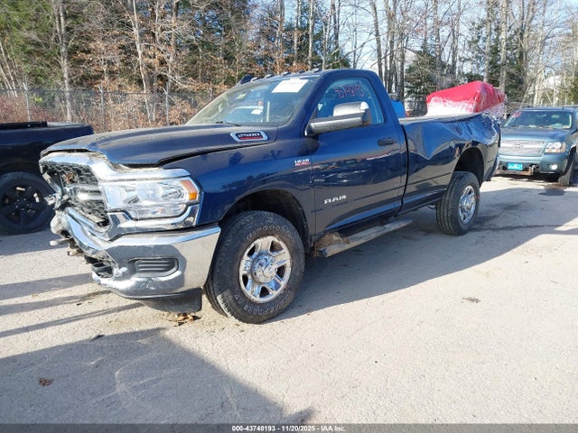43748193 :رقم المزاد ، 3C6MR5AJXKG669538 vin ، 2019 Ram 2500 Tradesman  4x4 8' Box مزاد بيع