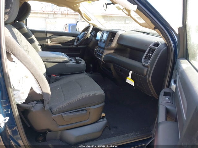 43748193 :رقم المزاد ، 3C6MR5AJXKG669538 vin ، 2019 Ram 2500 Tradesman  4x4 8' Box مزاد بيع