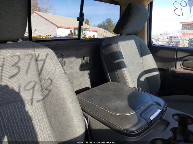 43748193 :رقم المزاد ، 3C6MR5AJXKG669538 vin ، 2019 Ram 2500 Tradesman  4x4 8' Box مزاد بيع