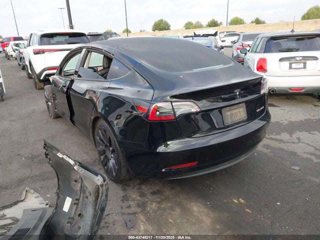 2021 TESLA MODEL 3 5YJ3E1EC9MF034744 Photo 2