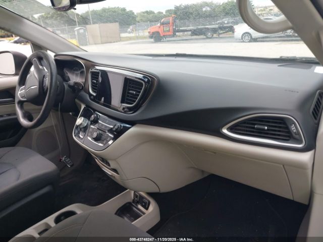 2017 CHRYSLER PACIFICA 2C4RC1DG3HR588974 Photo 4