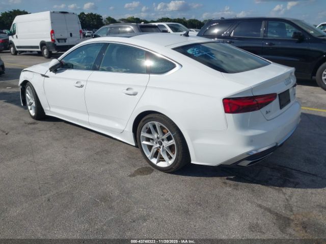 2024 AUDI A5 SPORTBACK WAUFACF59RA068300 Photo 2