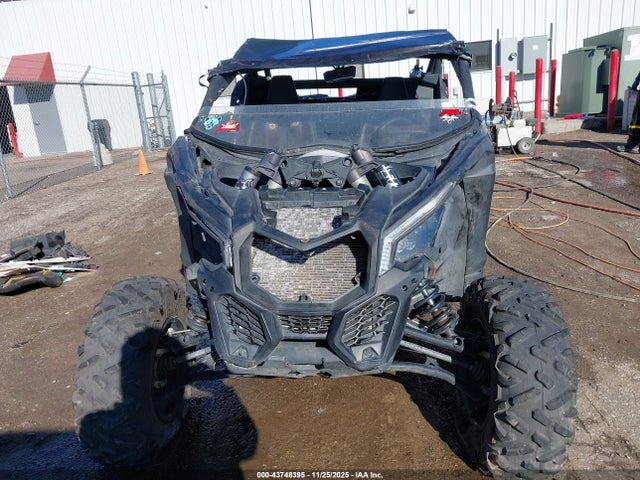 3JBVGAW23HK000355 Can-Am Maverick X3 Turbo R