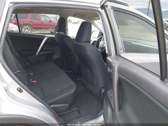 2018 TOYOTA RAV4 JTMBFREV4JJ221936 Photo 7