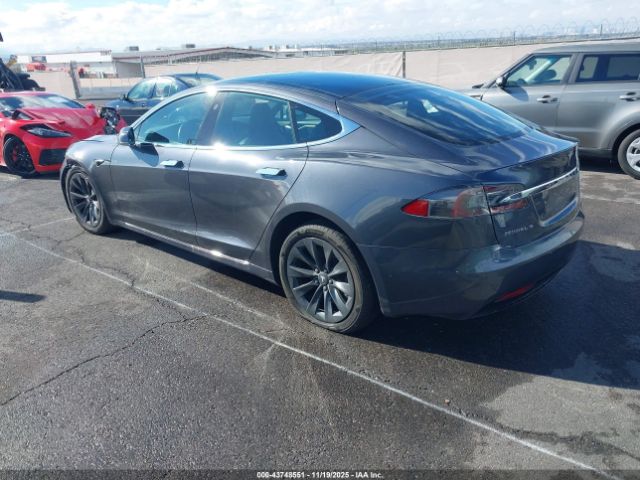 2018 TESLA MODEL S 5YJSA1E28JF296426 Photo 2