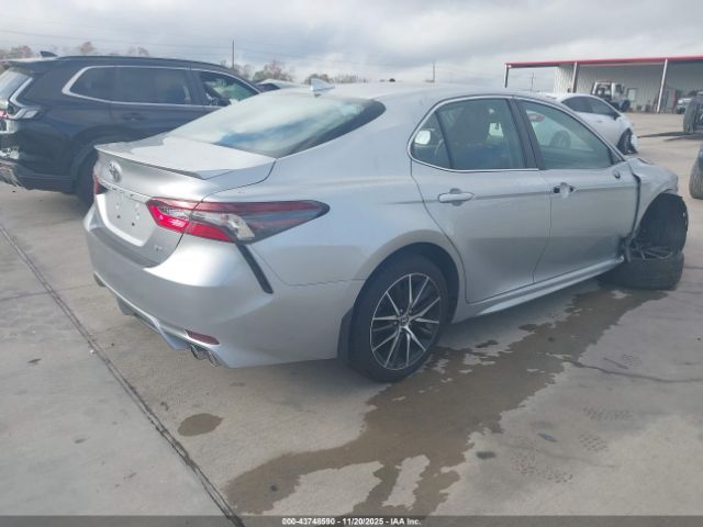 2022 TOYOTA CAMRY 4T1G11AKXNU652315 Photo 3
