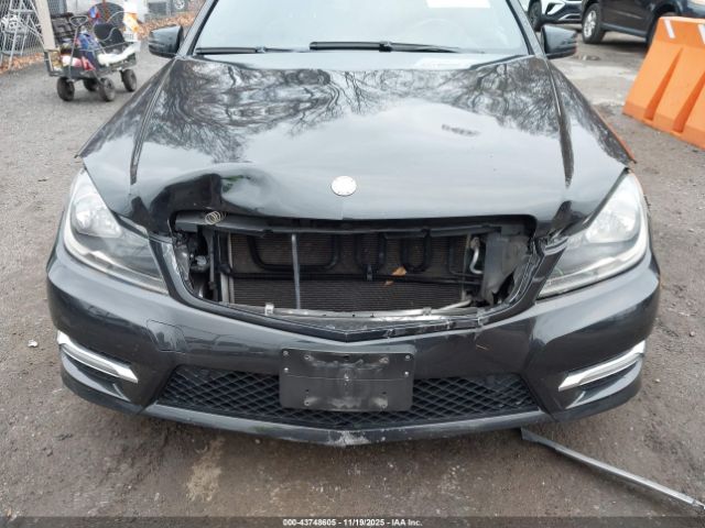 2012 MERCEDES-BENZ C 300 WDDGF8BB7CR192209 Photo 5