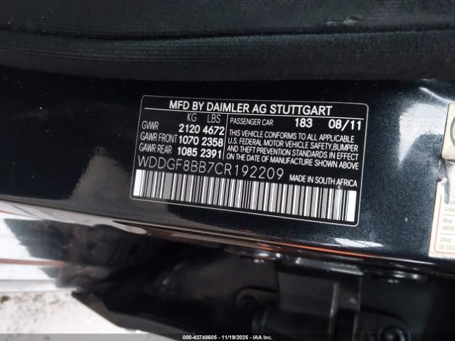 2012 MERCEDES-BENZ C 300 WDDGF8BB7CR192209 Photo 8