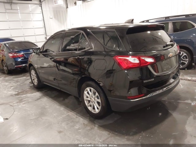 2018 CHEVROLET EQUINOX 2GNAXHEV3J6331089 Photo 2