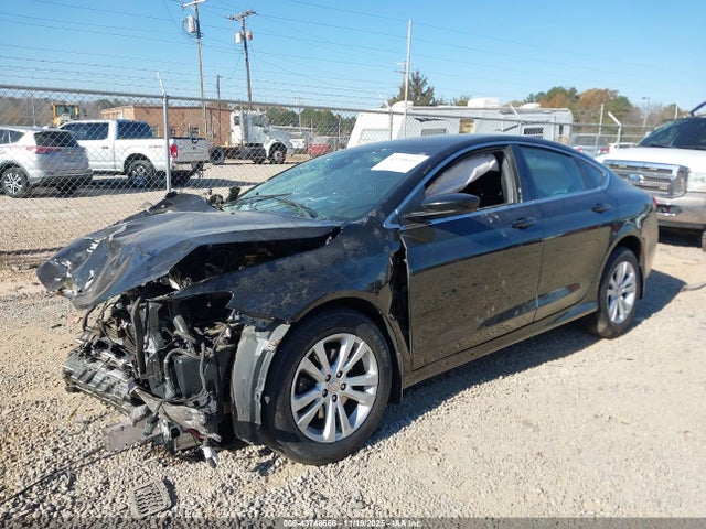 43748666 :رقم المزاد ، 1C3CCCAB2FN600699 vin ، 2015 Chrysler 200 Limited مزاد بيع