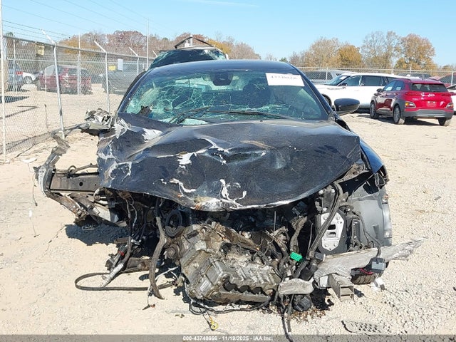 43748666 :رقم المزاد ، 1C3CCCAB2FN600699 vin ، 2015 Chrysler 200 Limited مزاد بيع