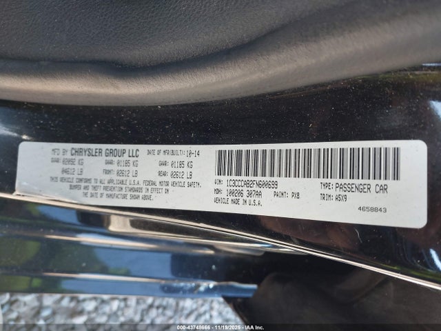 43748666 :رقم المزاد ، 1C3CCCAB2FN600699 vin ، 2015 Chrysler 200 Limited مزاد بيع