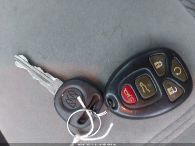 43748727 :رقم المزاد ، 5GAKRBKD3DJ123495 vin ، 2013 Buick Enclave Convenience مزاد بيع
