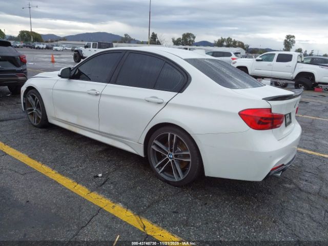 2018 BMW 340I WBA8B3C59JK384692 Photo 2