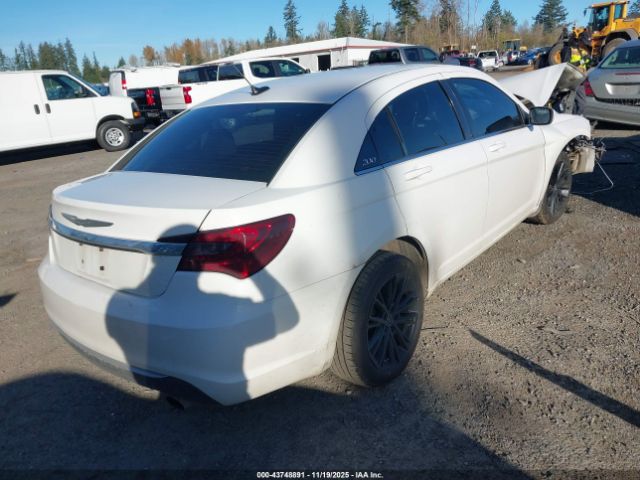 2012 CHRYSLER 200 1C3CCBAB4CN320532 Photo 3