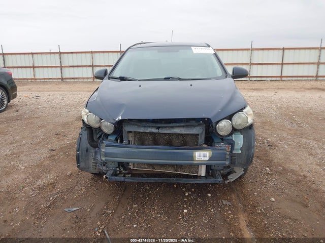 1G1JC5SH6F4205554 Chevrolet Sonic Lt Auto