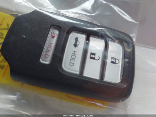 43748933 :رقم المزاد ، 1HGCV1F18LA042453 vin ، 2020 Honda Accord Lx مزاد بيع
