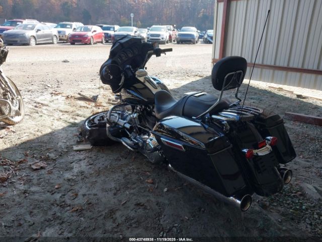 2021 HARLEY-DAVIDSON FLHX 1HD1KBC16MB606667 Photo 2