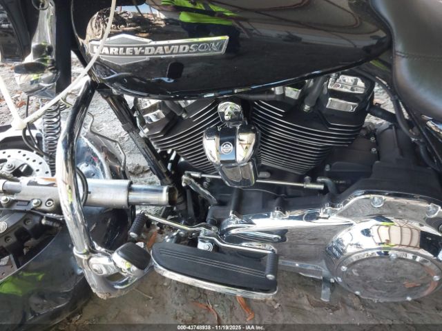 2021 HARLEY-DAVIDSON FLHX 1HD1KBC16MB606667 Photo 8