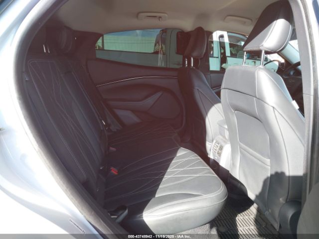 2021 FORD MUSTANG MACH-E 3FMTK1RMXMMA49465 Photo 7