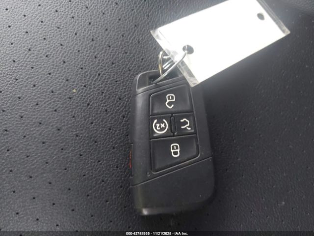 2022 VOLKSWAGEN ATLAS CROSS SPORT 1V2HC2CA5NC204159 Photo 10