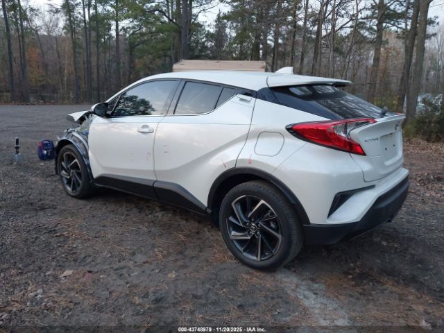 2021 TOYOTA C-HR JTNKHMBX3M1099315 Photo 2
